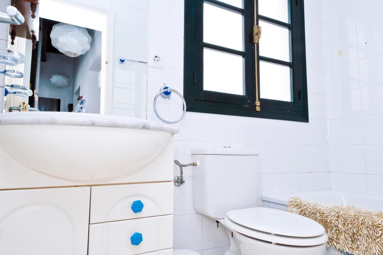 Apartamento muy bien situado en el centro de Cádiz y al lado de la playa Esterno foto